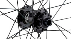 HOPE Set De Roues Pro 4 + Fortus 26 Disc 6 Trous 27,5" Boost 38 HOPE Set De Roues Pro 4 + Fortus 26 Disc 6 Trous 27,5" Boost -Accessoires De Vélo 394943