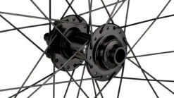 HOPE Set De Roues Pro 4 + Fortus 35 Disc 6 Trous 27,5" Boost 20 HOPE Set De Roues Pro 4 + Fortus 35 Disc 6 Trous 27,5" Boost -Accessoires De Vélo 395204