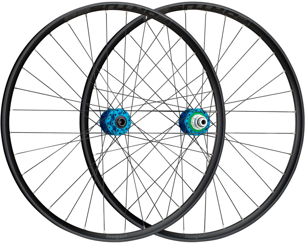 HOPE Set De Roues Pro 4 + Fortus 26 Disc 6 Trous 29" Boost 3 HOPE Set De Roues Pro 4 + Fortus 26 Disc 6 Trous 29" Boost
