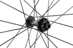 Dt-swiss Set De Roues En Carbone ARC 1100 DICUT 50/Pleine Disc Center Lock 28" 15 Dt-swiss Set De Roues En Carbone ARC 1100 DICUT 50/Pleine Disc Center Lock 28" -Accessoires De Vélo 425190